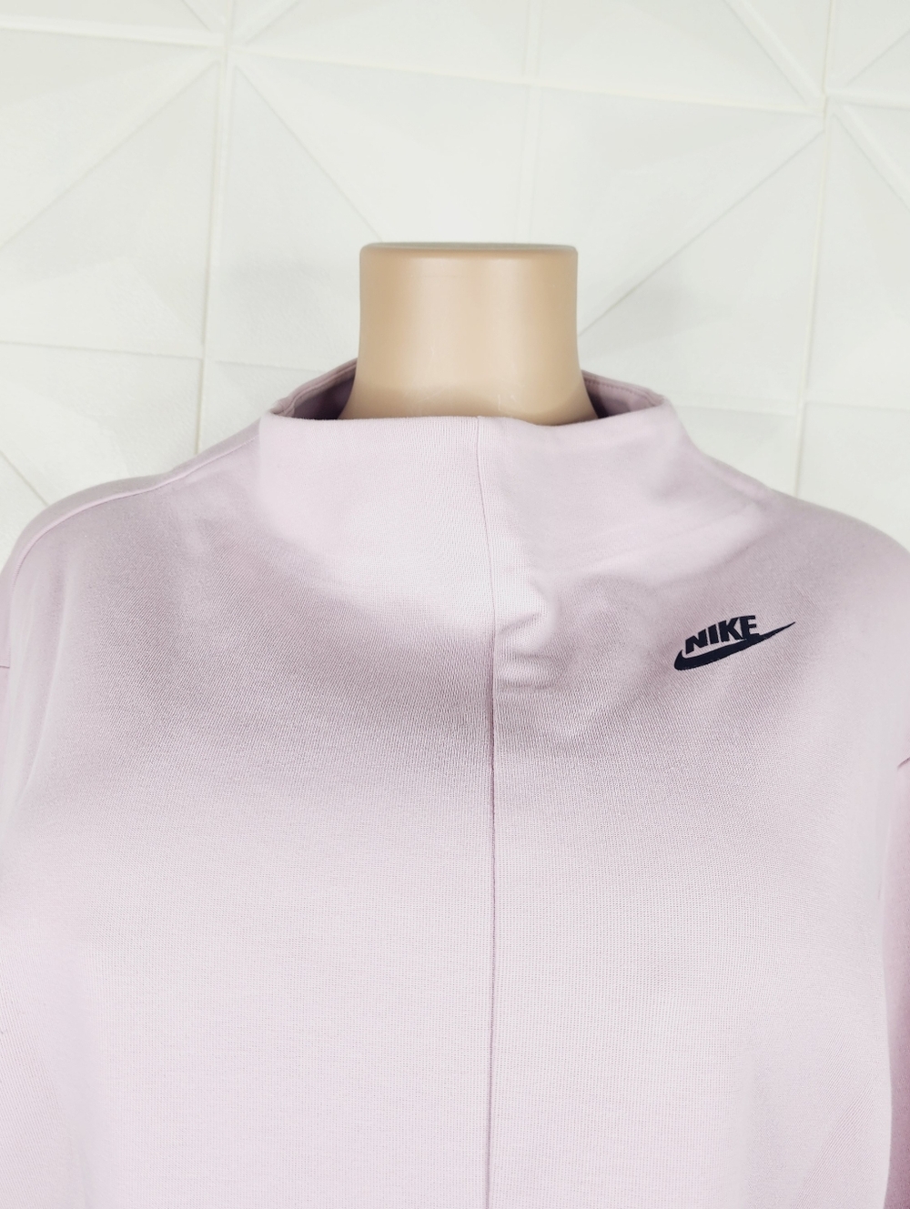 Nike Sportswear Tech Fleece Wom Cropped Mock-Neck Pullover - Picture 2 of 7